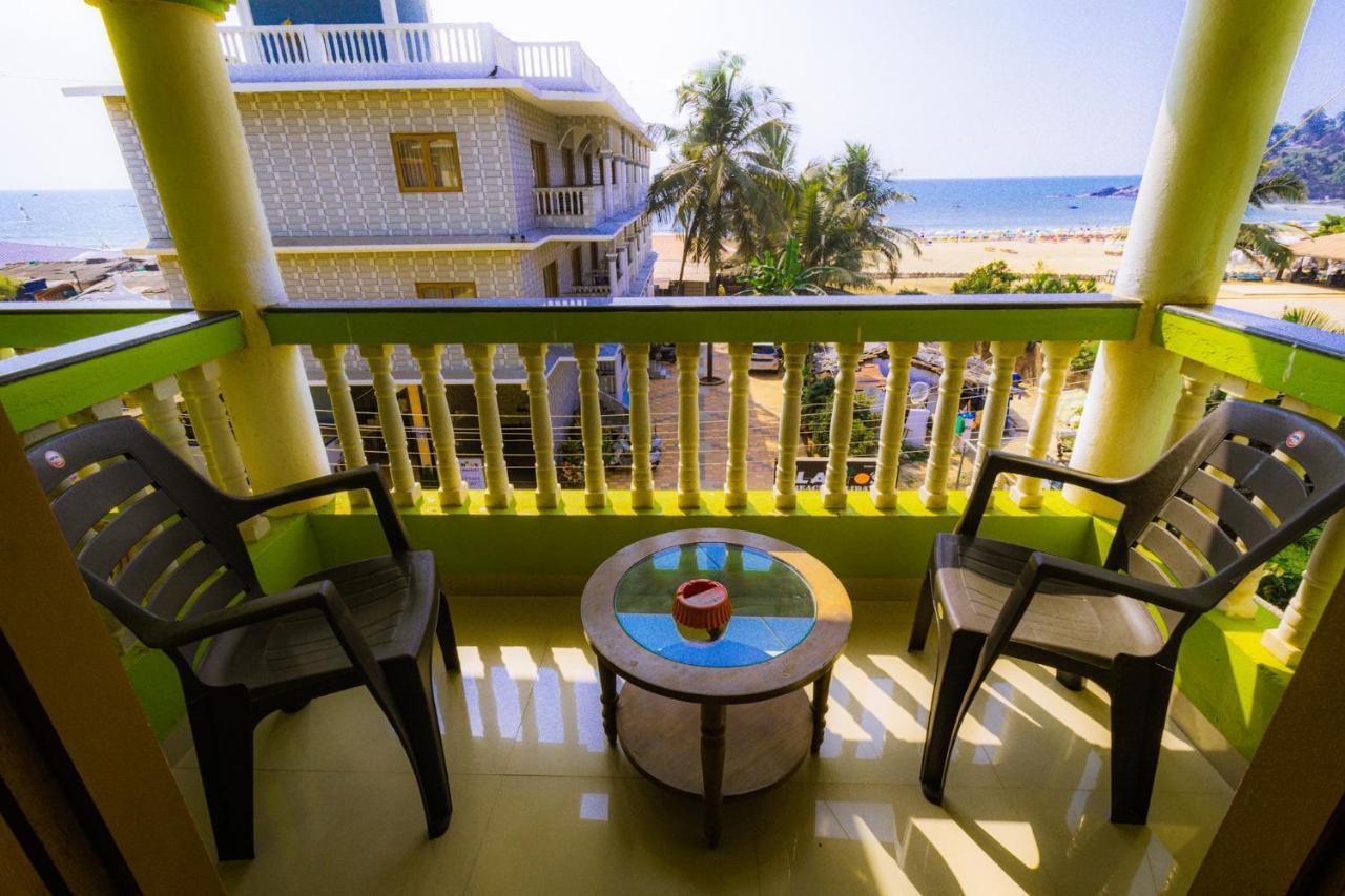 Larios Beach Holidays Resort Baga Exteriér fotografie