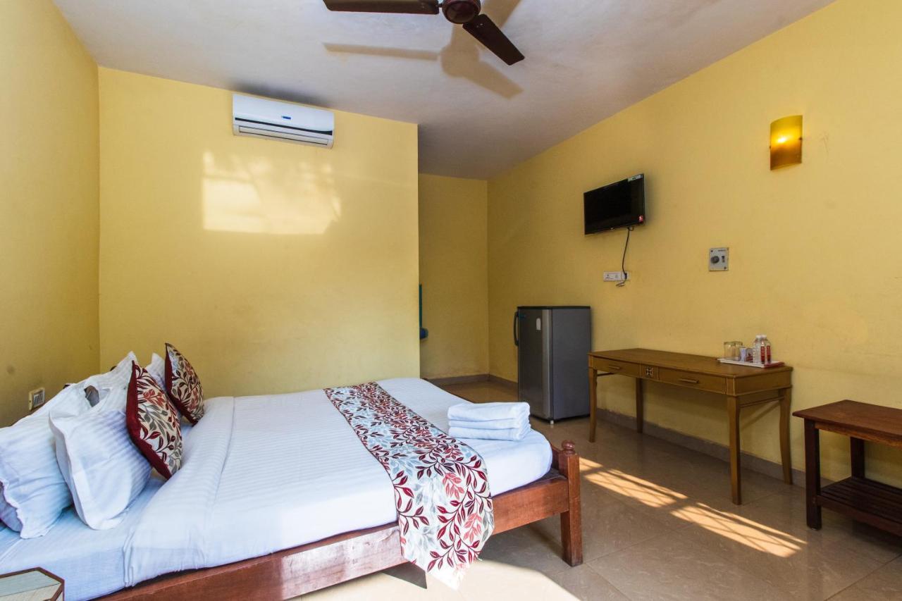 Larios Beach Holidays Resort Baga Exteriér fotografie