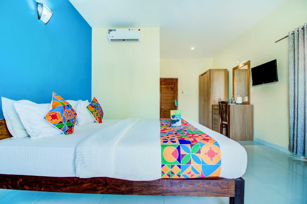 Larios Beach Holidays Resort Baga Exteriér fotografie