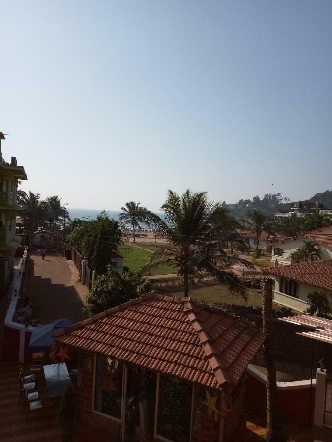 Larios Beach Holidays Resort Baga Exteriér fotografie